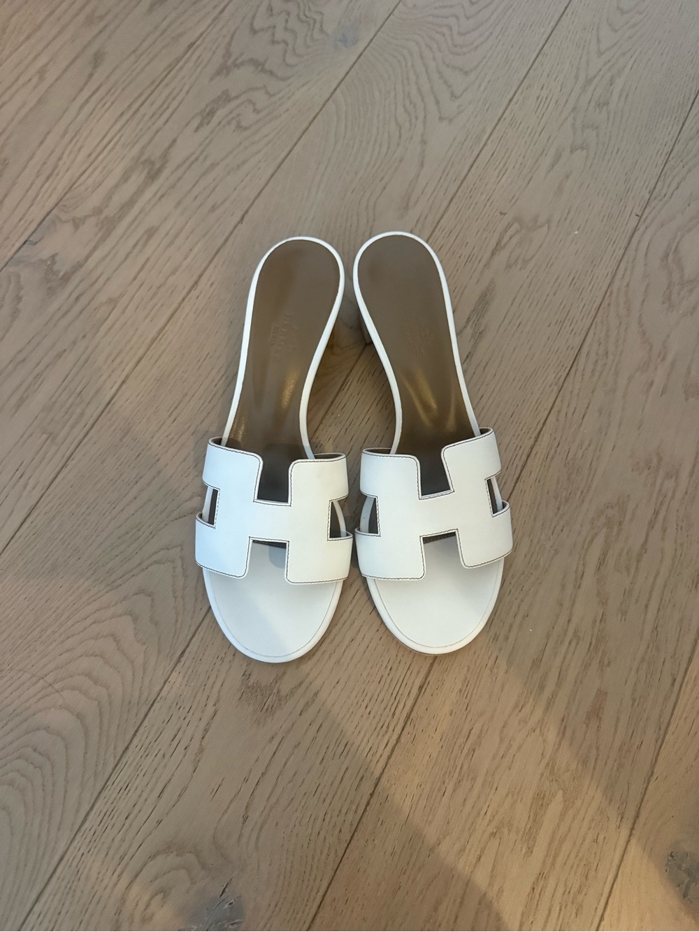 New Hermes White Oasis Sandals - Women
